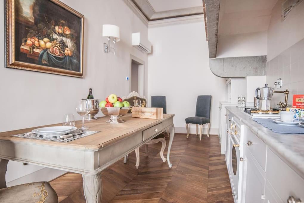 Signoria Deluxe Studio-2 People In Signoria Square * Florencia