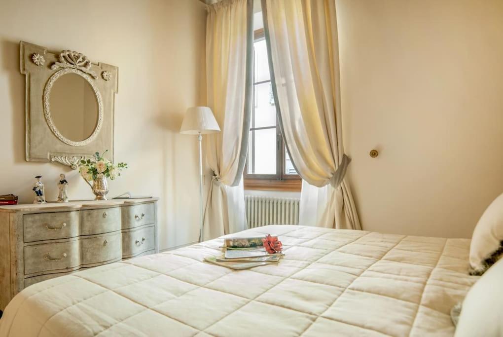 Signoria Deluxe Studio-2 People In Signoria Square Florencia